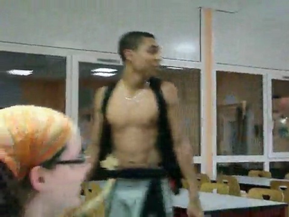 parrivée de peter pan et ses amis