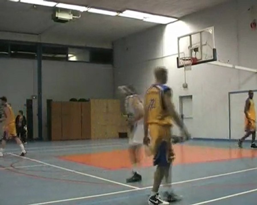 Match contre St Maur 1.wmv