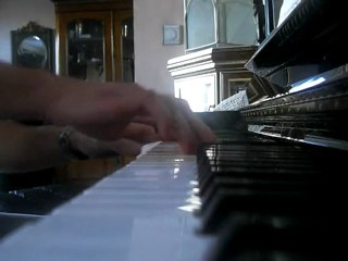 Yiruma - River Flows in You