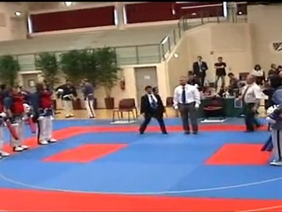 Combat Equipe batons Varennes le Grand 1 & 2