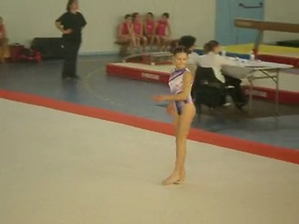 compétition de gym Sara 06/03/2010