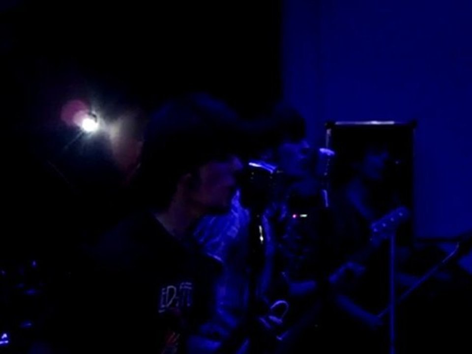 COncert rock in chaire chez TOM à BREST