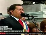 Hugo Chávez honra a mujeres luchadoras