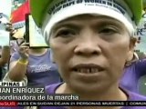 Marchan miles por mujeres en Filipinas