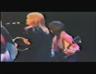 Paul McCartney & Wings - Hi,Hi,Hi