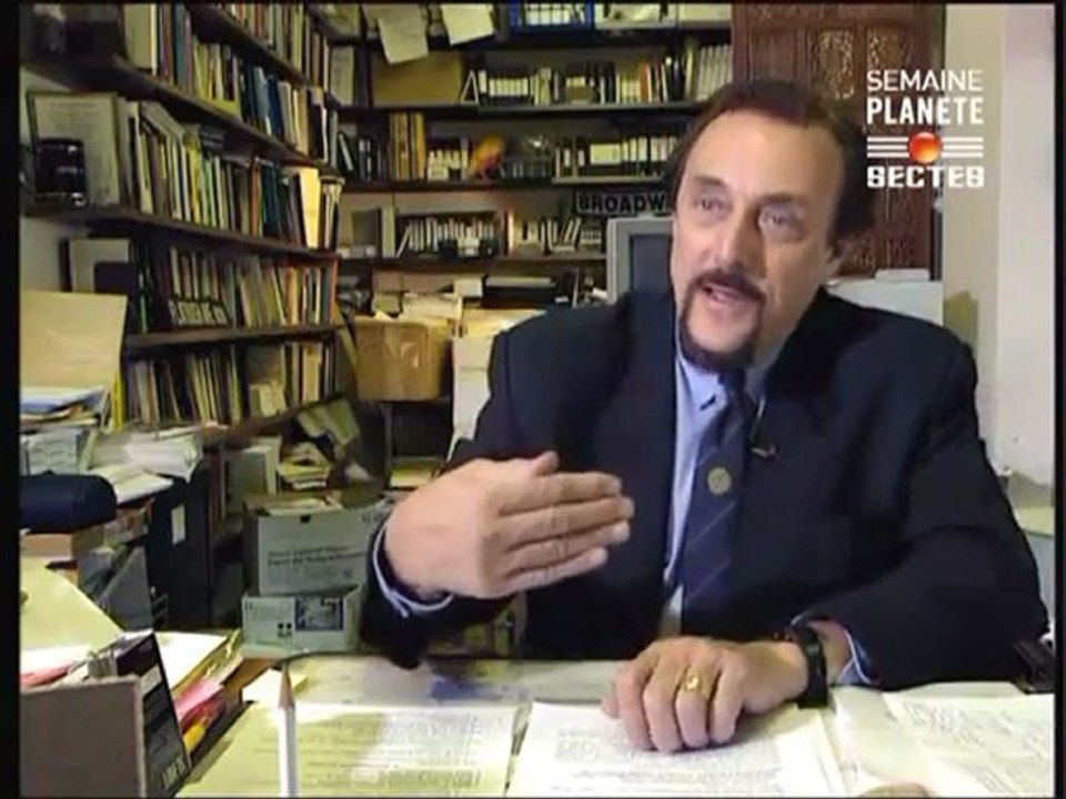 Sectes Tueuses: Ces Hommes Qui Se Prenaient Pour Dieu 3/3