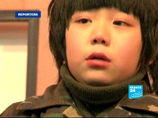 Corée du Sud : "Garde à vous, les enfants !"