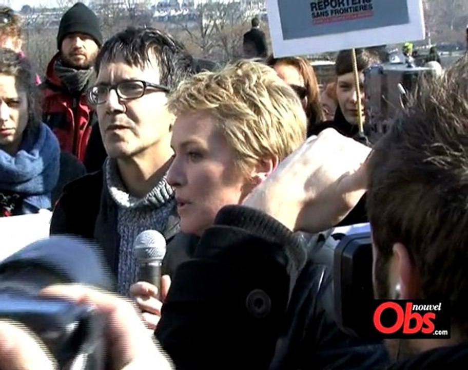 Journalistes otages: 500 personnes se mobilisent