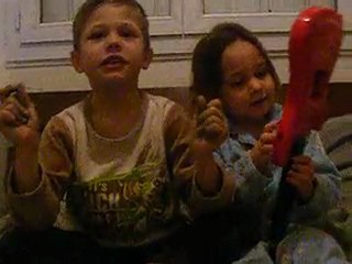 Emma et Anthony : Le Tube de l'Été à Ne Pas Manquer ! ☀️