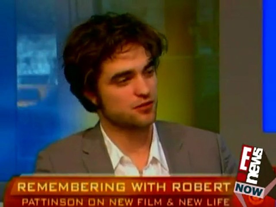 E! News Now: Pattinson Ready to Lighten Locks?