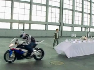 BMW S1000 RR vs Nappe