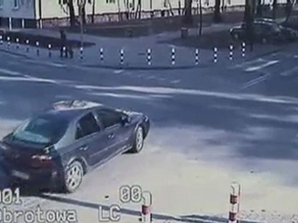 Crash voitures carrefour en Pologne