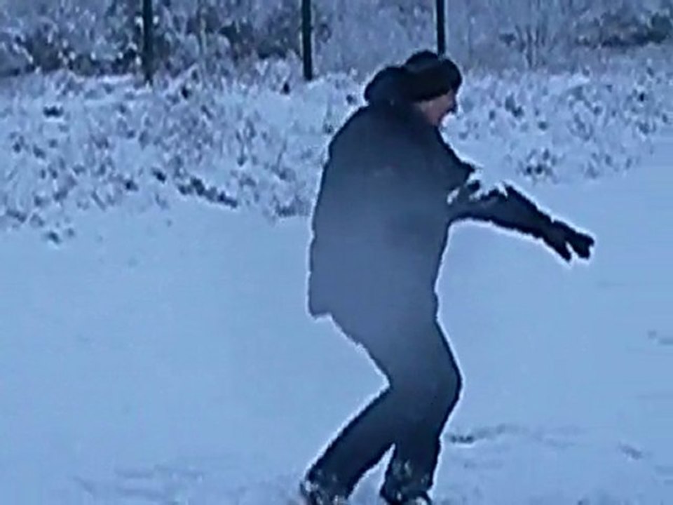 voka,attila a la neige a toulouse le 08/03/2010