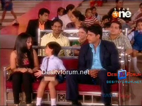 Jaane Pehchaane Se Yeh Ajnabi - 10th March 2010 Pt2