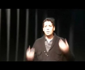 Kais sur la scène ouverte au Théâtre de la Main d'Or