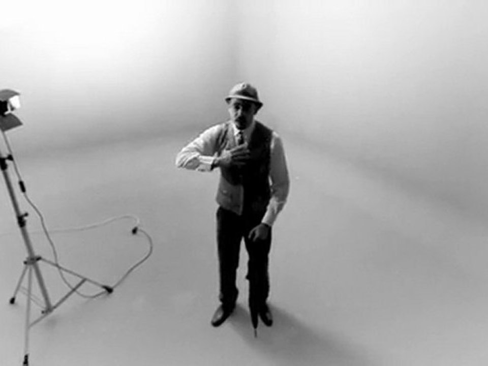 Rocé "Des Questions A Vos Réponses" Clip(nouvelle version)