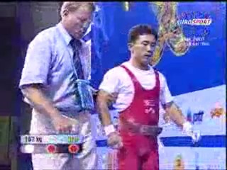 Weightlifting accident at WC 2007 - unbelievable!!