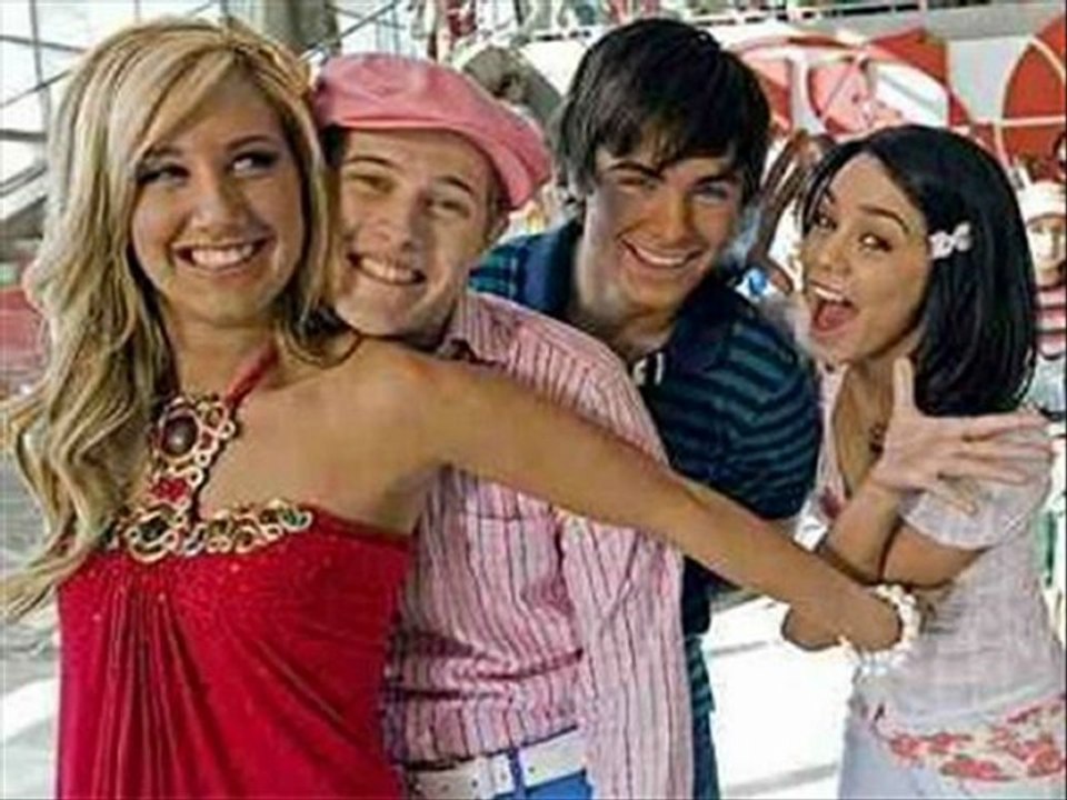 High School Musical 2 (2007) Part 1 of 14