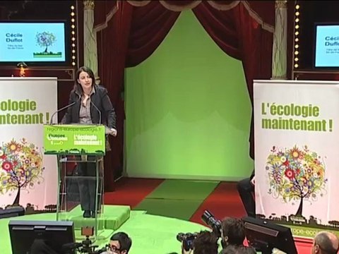 Cecile Duflot au meeting de cloture des Regionales
