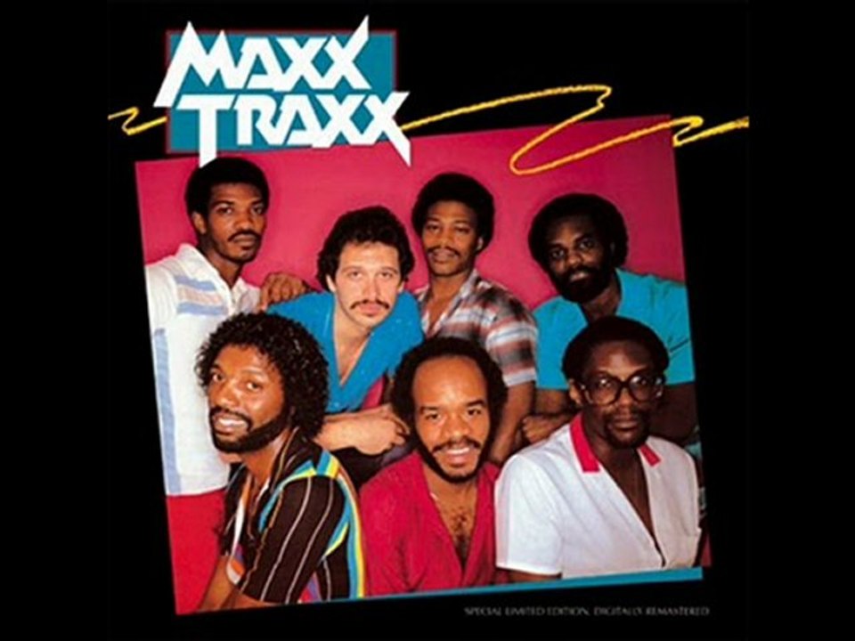 MAXX TRAXX Let's have a party