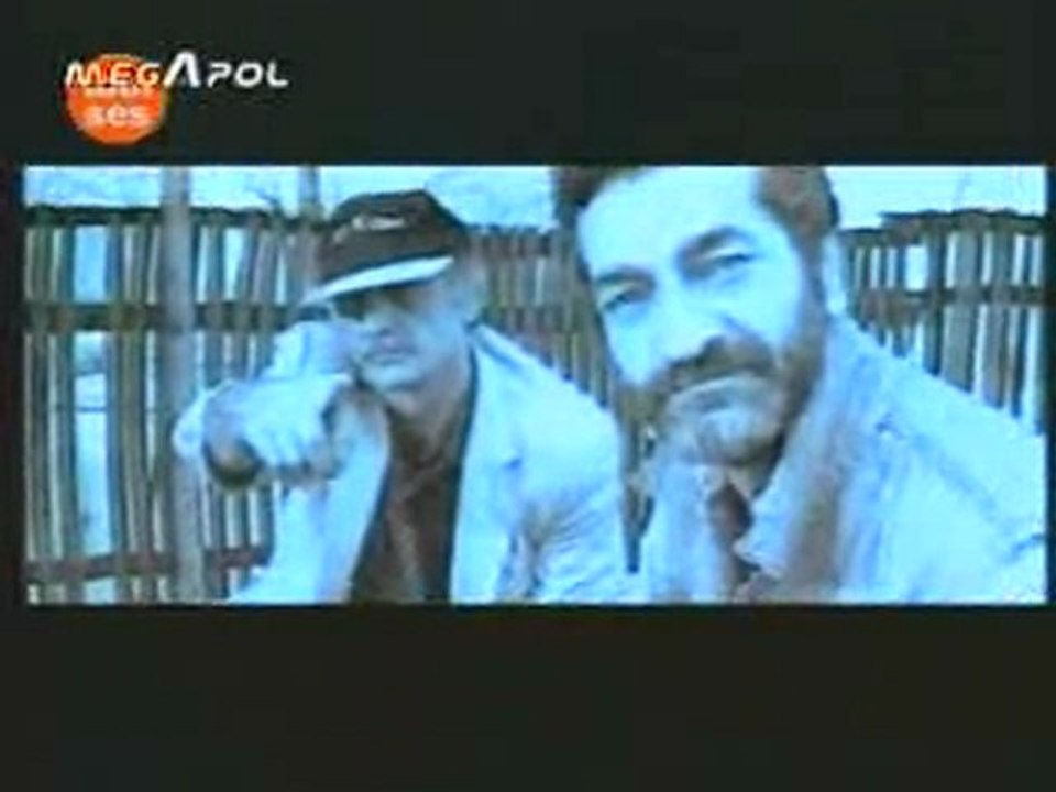 ahmet kaya - acılara tutunmak