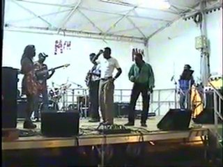 MESSAGE live à ST ANNE 1999 cé vou