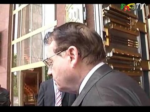 Le Président Paul BIYA reçoit le P Lruc MONTAGNIER