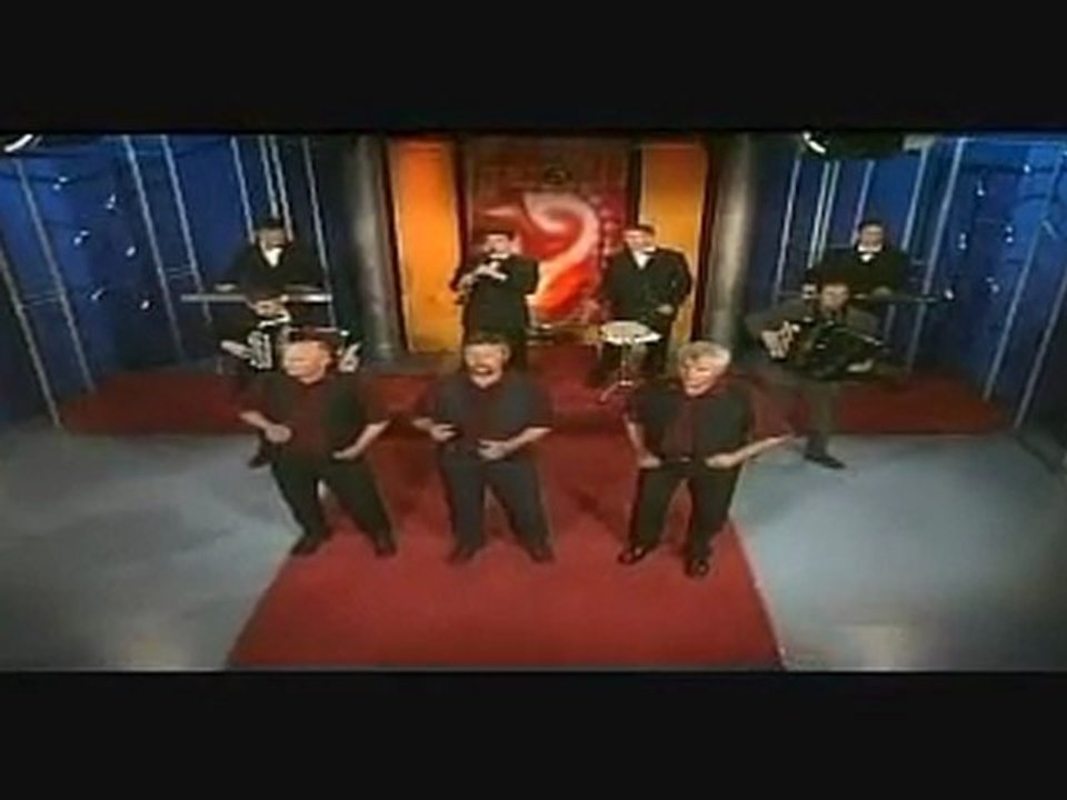 Momci sa Sovica - Vratila se Goga