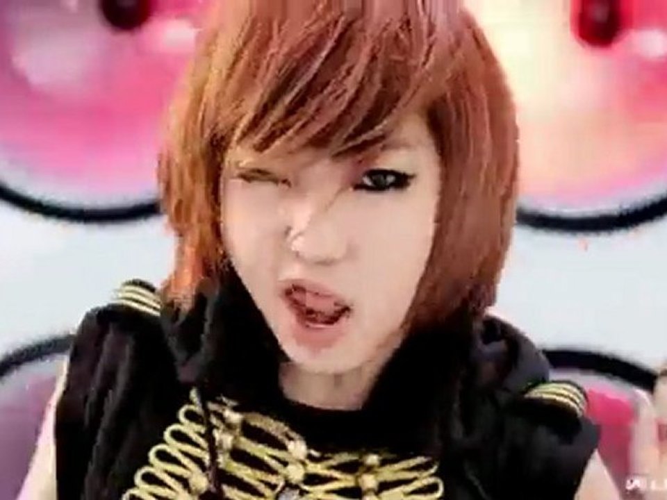 [MV] 2NE1 - Try To Copy Me (날 따라 해봐요)