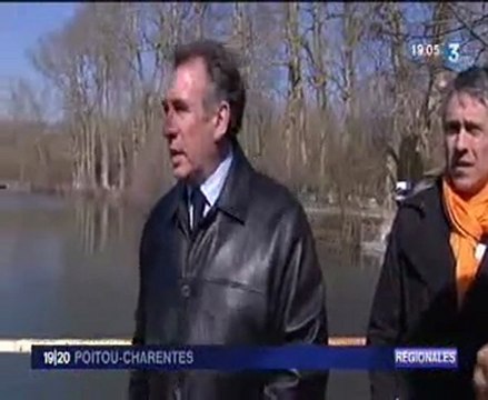 Bayrou à Niort - reportage france3 Poitou-Charentes