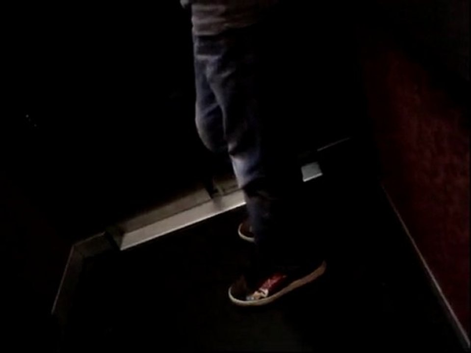 Ski 2o1o MMV - Dimitris , Jonathan & Claire " L'ascenseur "