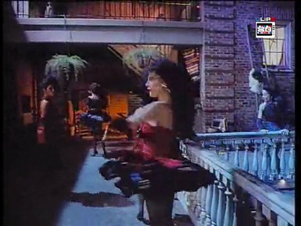 Lio - Fallait pas commencer 1986 bY ZapMan69