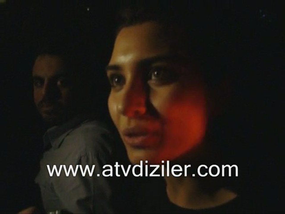 yüreğine sor film galası-tuba büyüküstün filmi yorumluyor