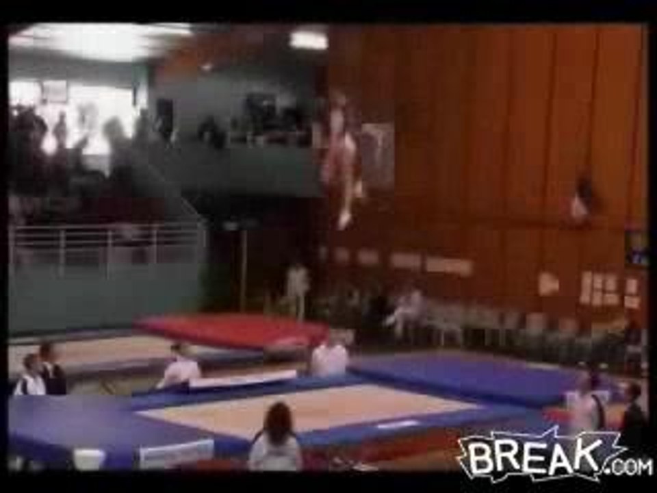 Trampoline-crash