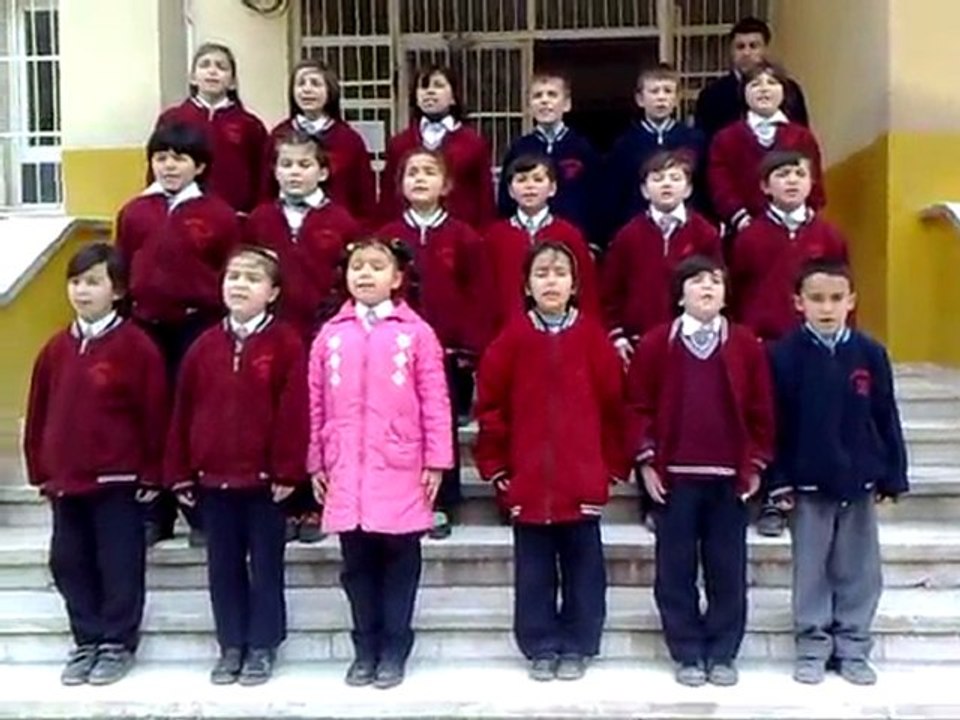 OKULUMUZDA 12 MART İSTİKLAL MARŞININ KABULÜ ETKİNLİĞİ