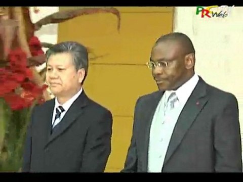 Ambassadeur de Turquie et Chine chef le President Paul Biya