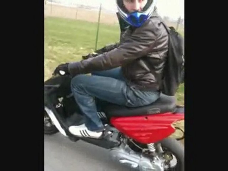 1ere vidéo du rocktro 70 stage6 racing sur la route