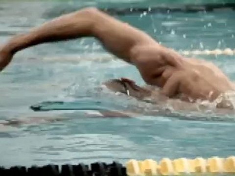 Alain Bernard nage pour... la Nuit de l'eau!