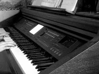 Grief and Sorrow au piano