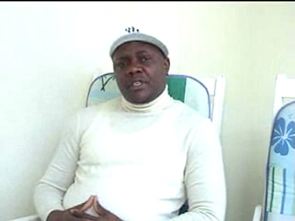 AUGUSTIN  MUKAMBA SOUTIENT  LA POSITION OCCIDENTALE