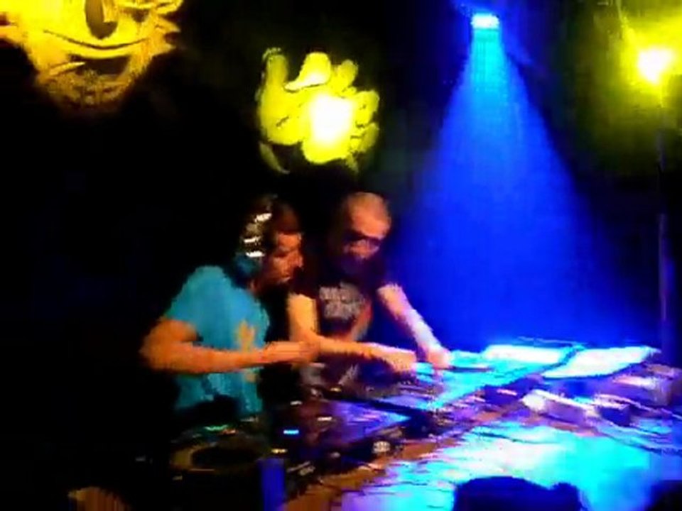 Skins Party - Liège Belgique (mars 2010)