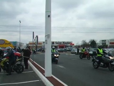 Manif FFMC 13 mars 77 Pontault Cblt direction Vincennes -2