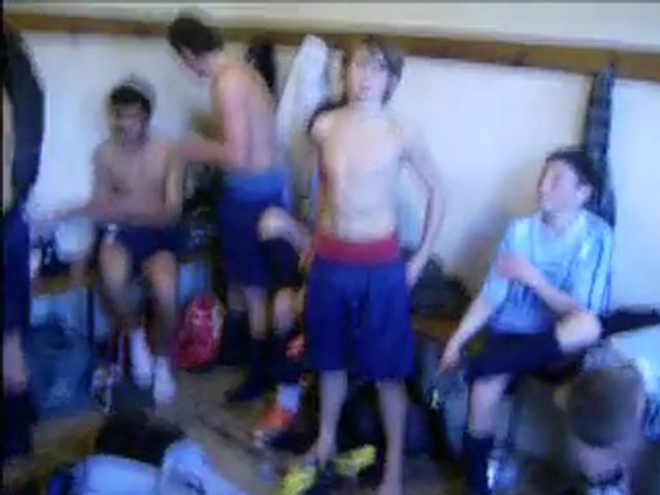 vestiaire aprés Thiviers