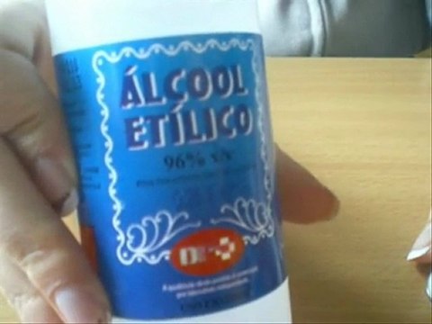 Comment faire renaître un vieil vernis ? Trucs & Astuces