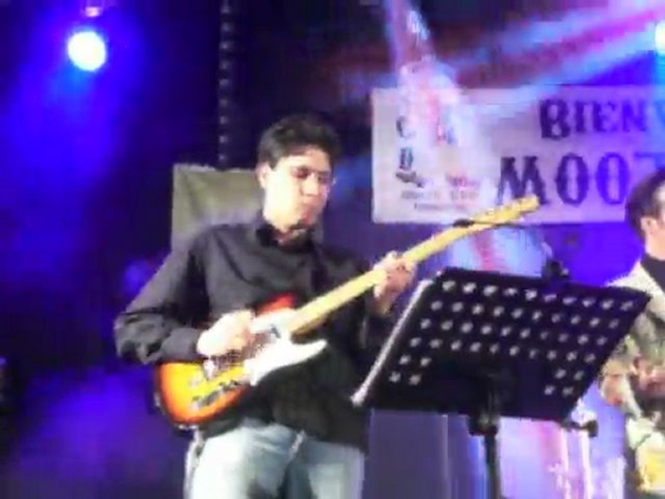 Moot DAVIS à Tours (37)