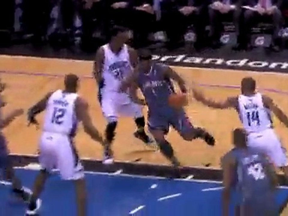 Dwight Howard Block Stephen Jackson's shot with a big swat.