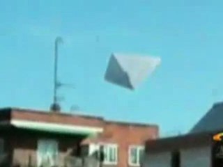 Pyramide OVNI en Colombie Mars 2010