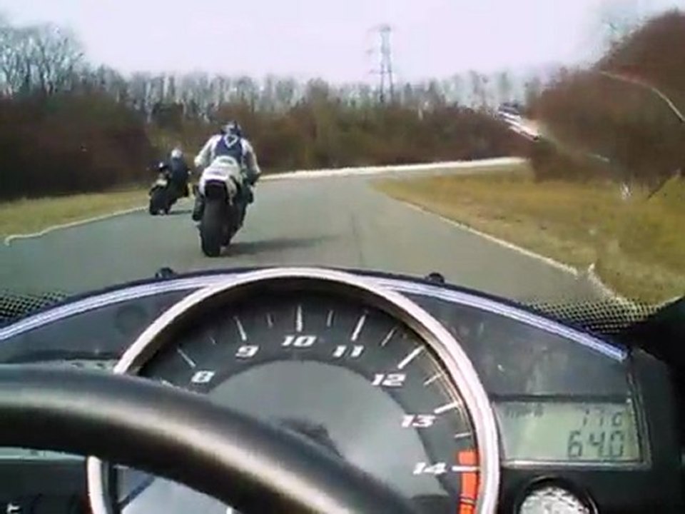 piste lezennes le 14.03.10 R1 05