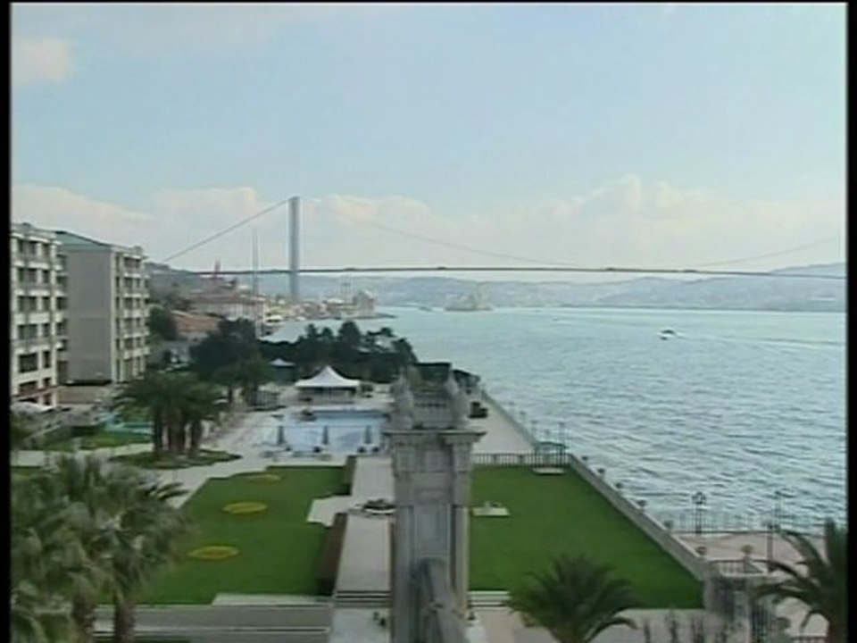 İstanbul Boğazı'ndan Dev Tanker Geçti