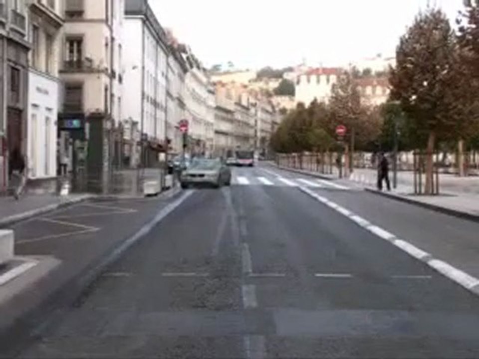 accident-bus-tcl-lyon